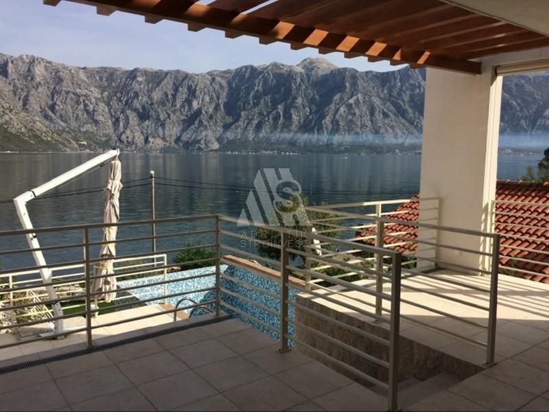 Villa en Stoliv, Montenegro, 371 m² - imagen 18