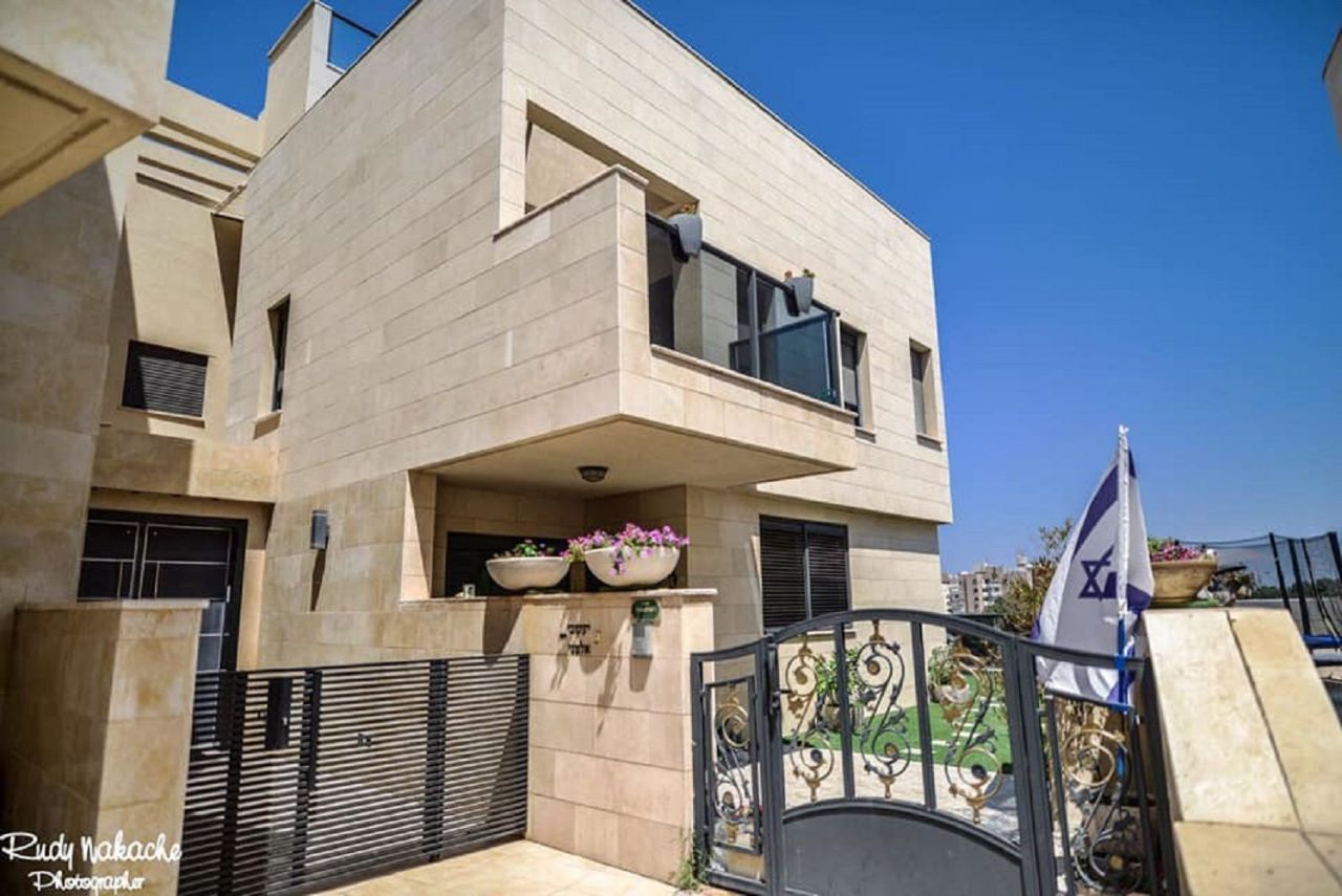 Cottage à Netanya, Israël, 200 m² - image 1