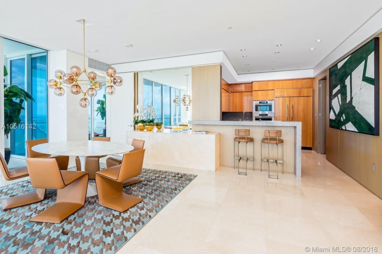 Apartamento en Miami, Estados Unidos, 250 m² - imagen 18