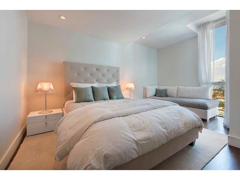 Penthouse in Miami, USA, 360 m² - picture 5