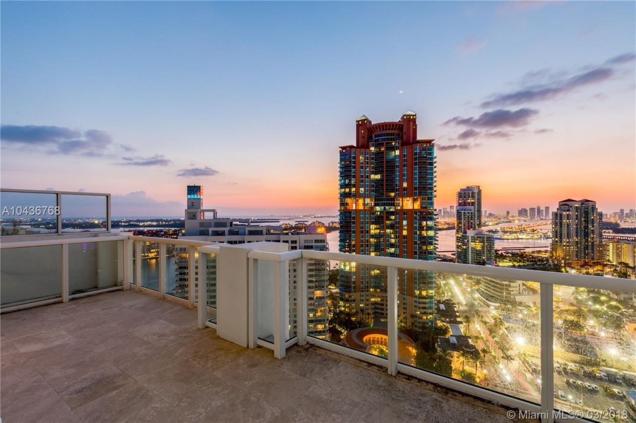 Apartment in Miami, USA, 210 m² - picture 8