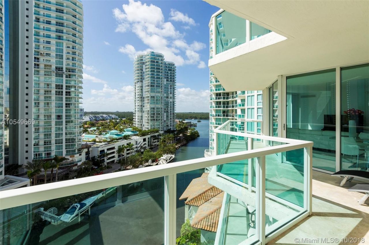 Appartement à Miami, États-Unis, 160 m² - image 2