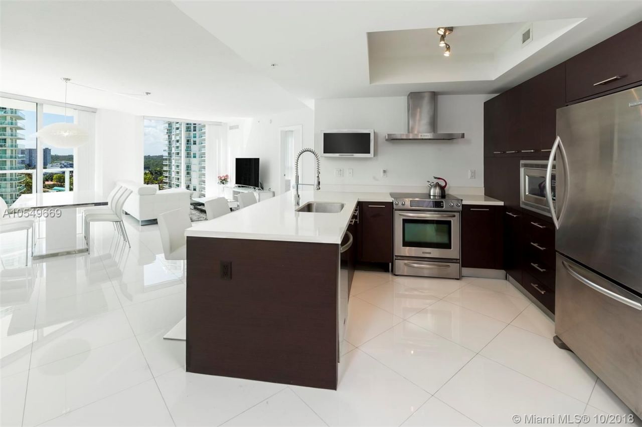 Appartement à Miami, États-Unis, 160 m² - image 3