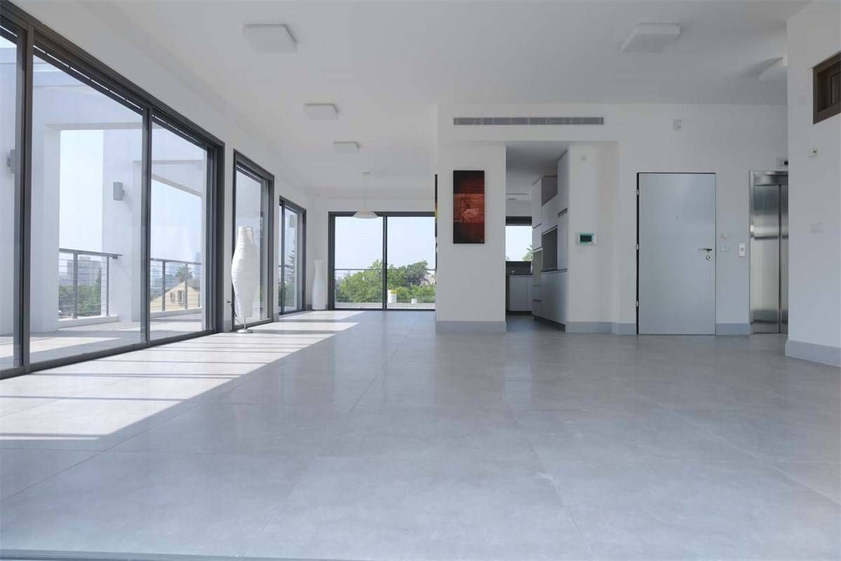 Penthouse in Tel Aviv, Israel, 165 m² - picture 1