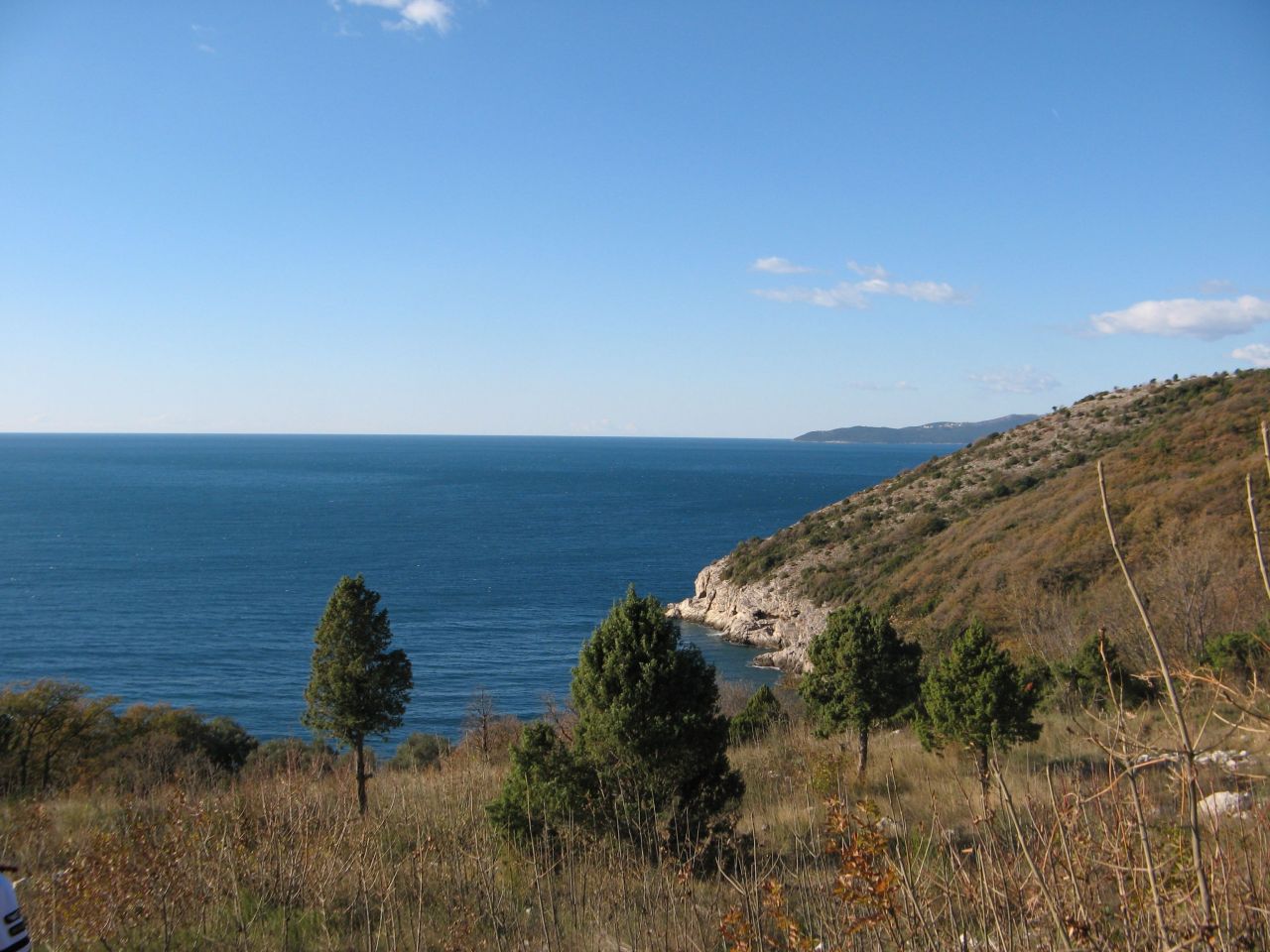 Terreno en Rezevici, Montenegro, 1 432 m² - imagen 1