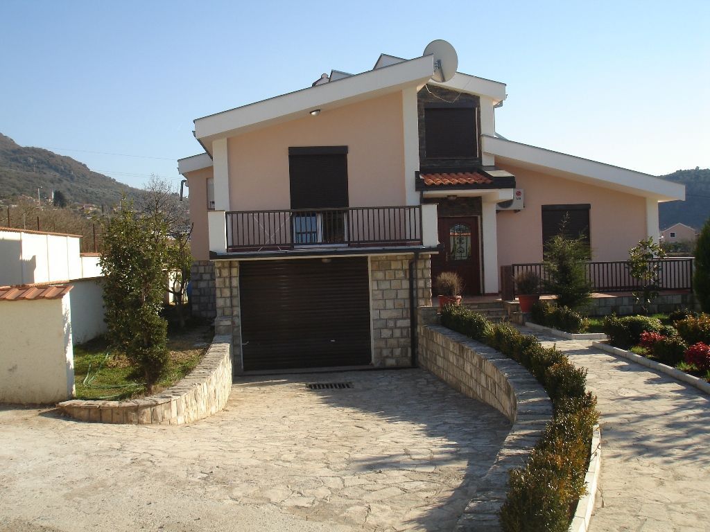 Villa Pole, Monténégro, 250 m² - image 1