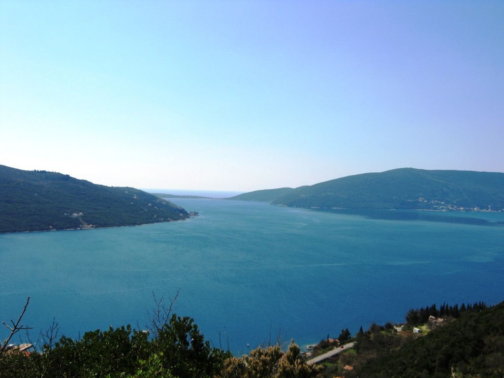 Piso en Herceg-Novi, Montenegro, 129 m² - imagen 2