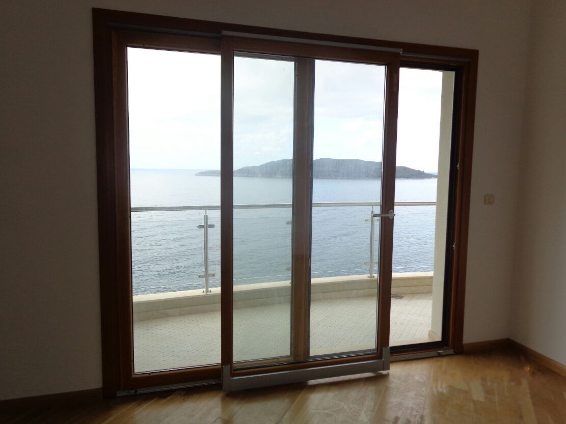 Appartement à Rafailovici, Monténégro, 92 m² - image 2