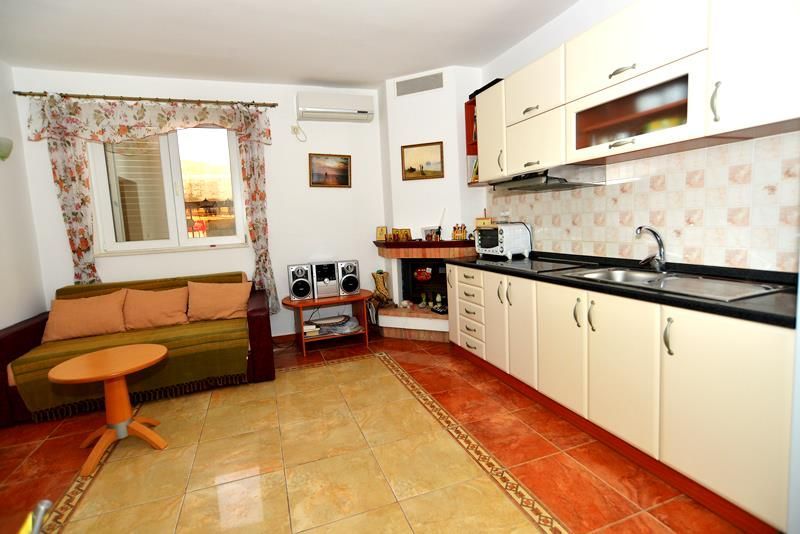 Café, restaurant à Kumbor, Monténégro, 300 m² - image 3