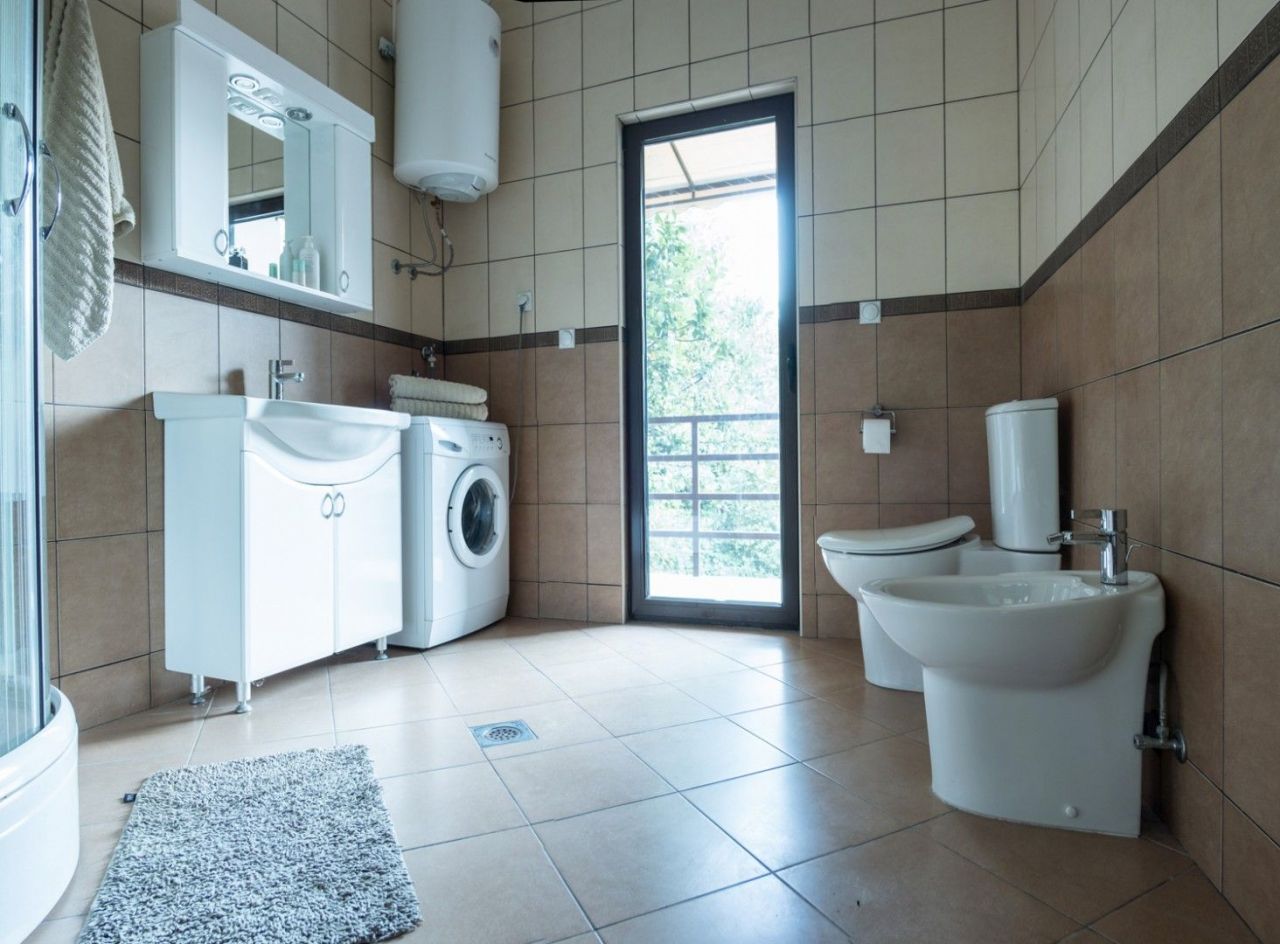 Villa in Orahovac, Montenegro, 350 m² - picture 3