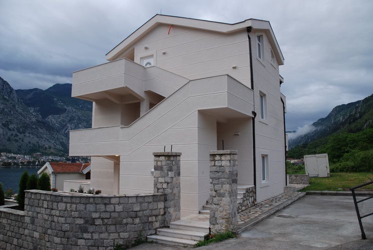 Propiedad comercial en Prcanj, Montenegro, 450 m² - imagen 4