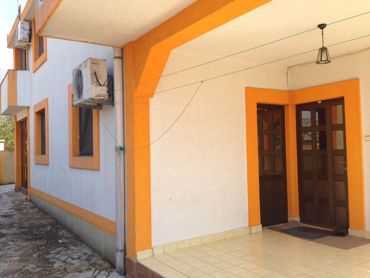 Casa en el Bar, Montenegro, 250 m² - imagen 4