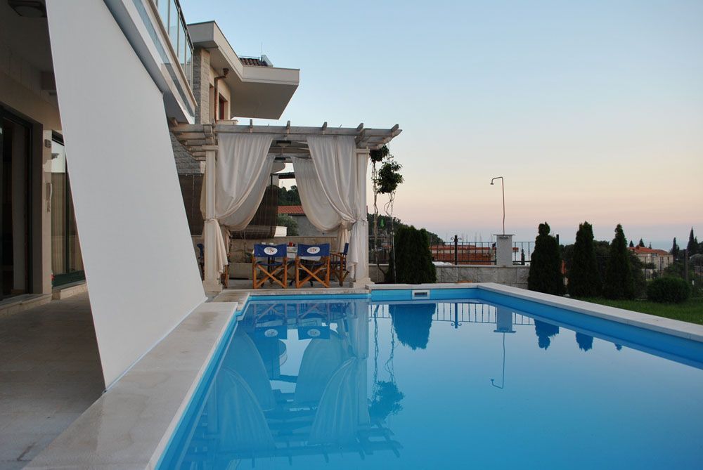 Villa à Rézévici, Monténégro, 200 m² - image 4