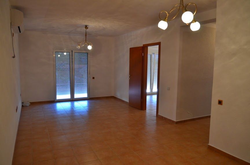 Haus in Utjeha, Montenegro, 192 m² - Foto 2