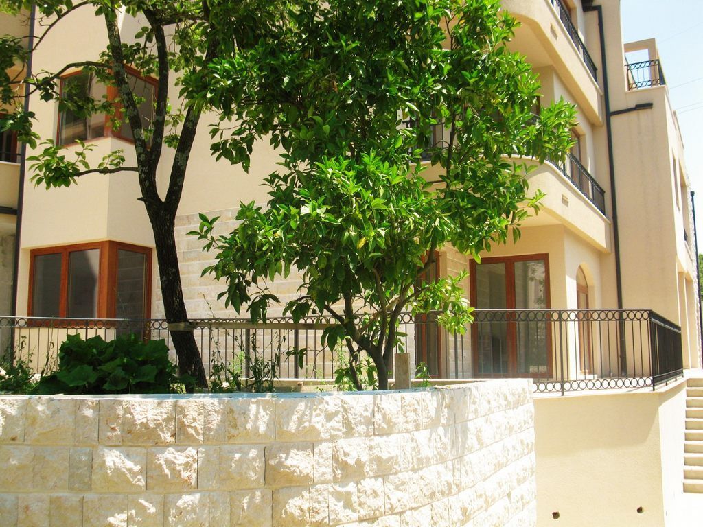 Piso en Herceg-Novi, Montenegro, 270 m² - imagen 7