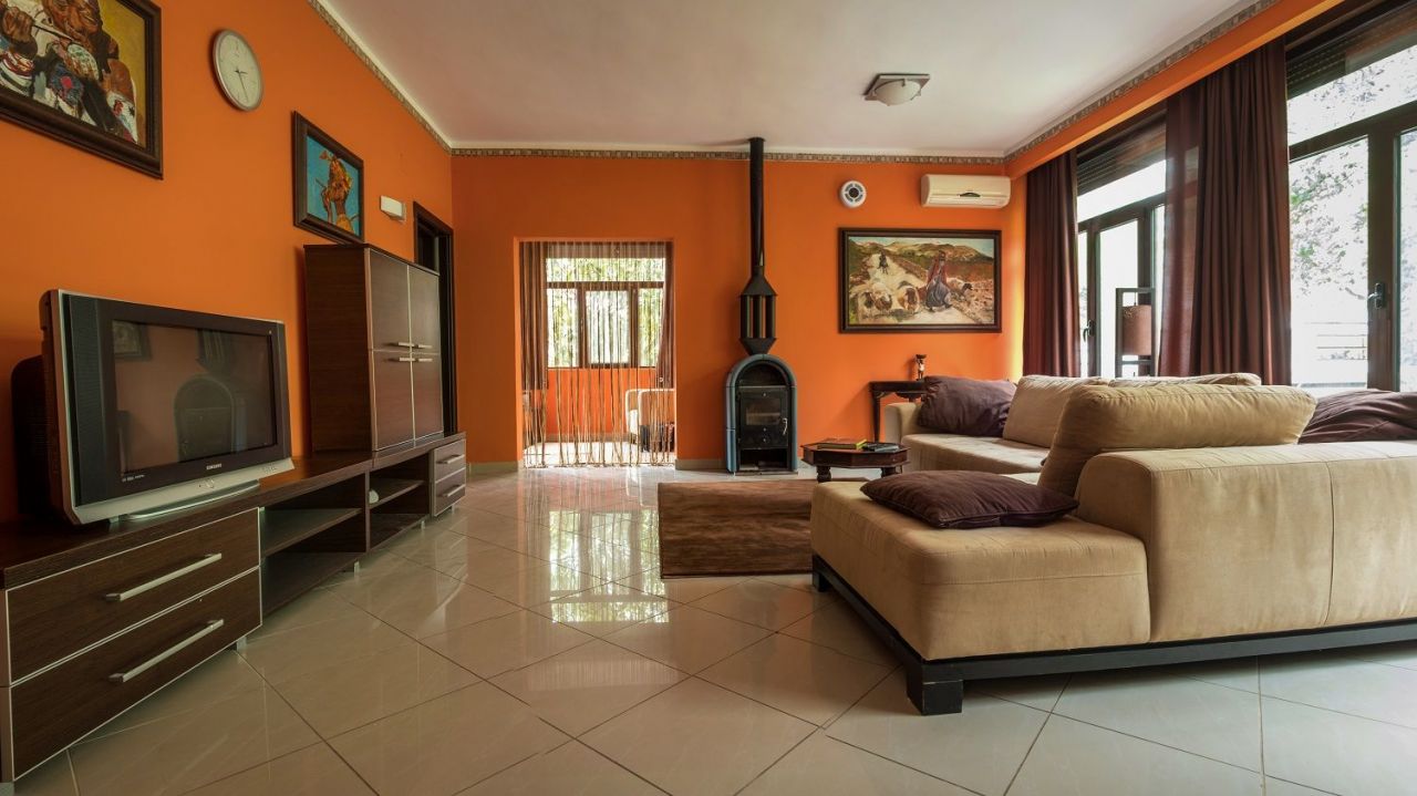 Villa in Orahovac, Montenegro, 350 m² - picture 7