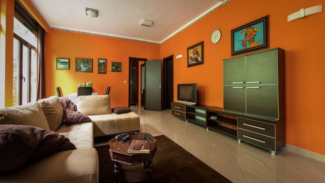 Villa in Orahovac, Montenegro, 350 m² - picture 8