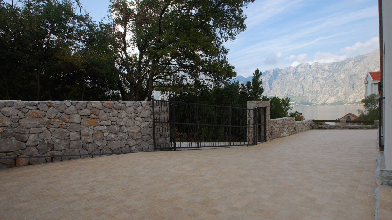 Villa en Prcanj, Montenegro, 137 m² - imagen 9