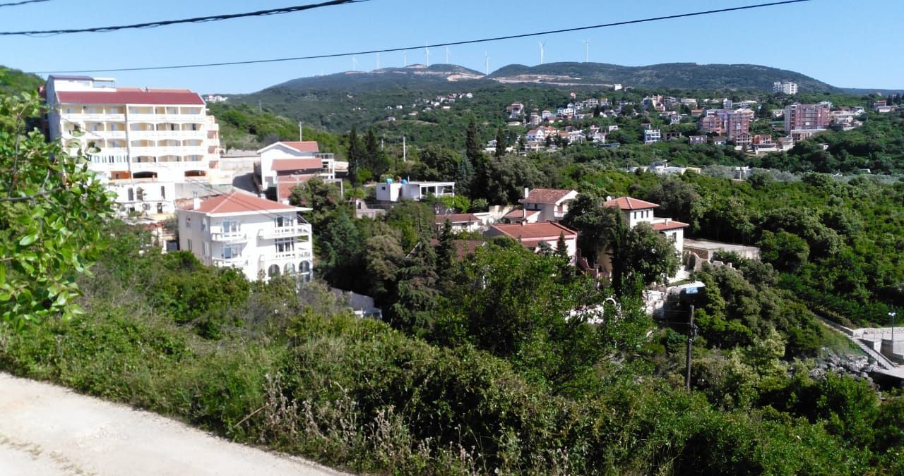 Land in Utjeha, Montenegro, 210 m² - picture 7
