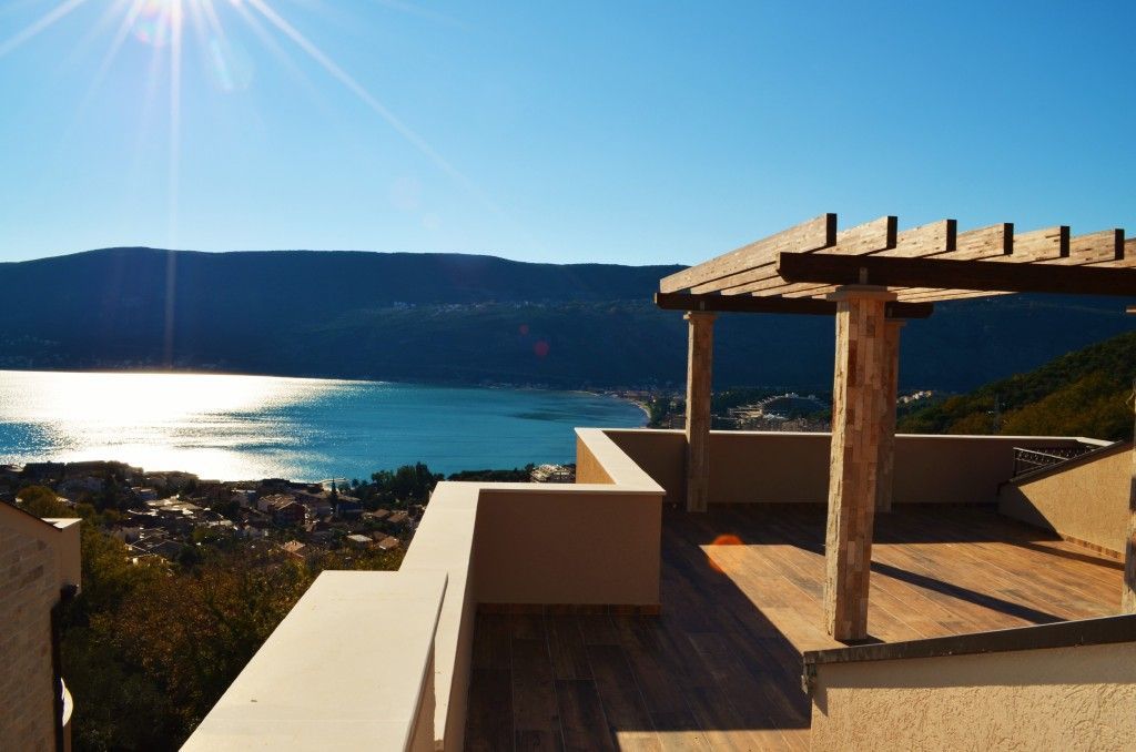 Piso en Herceg-Novi, Montenegro, 105 m² - imagen 7