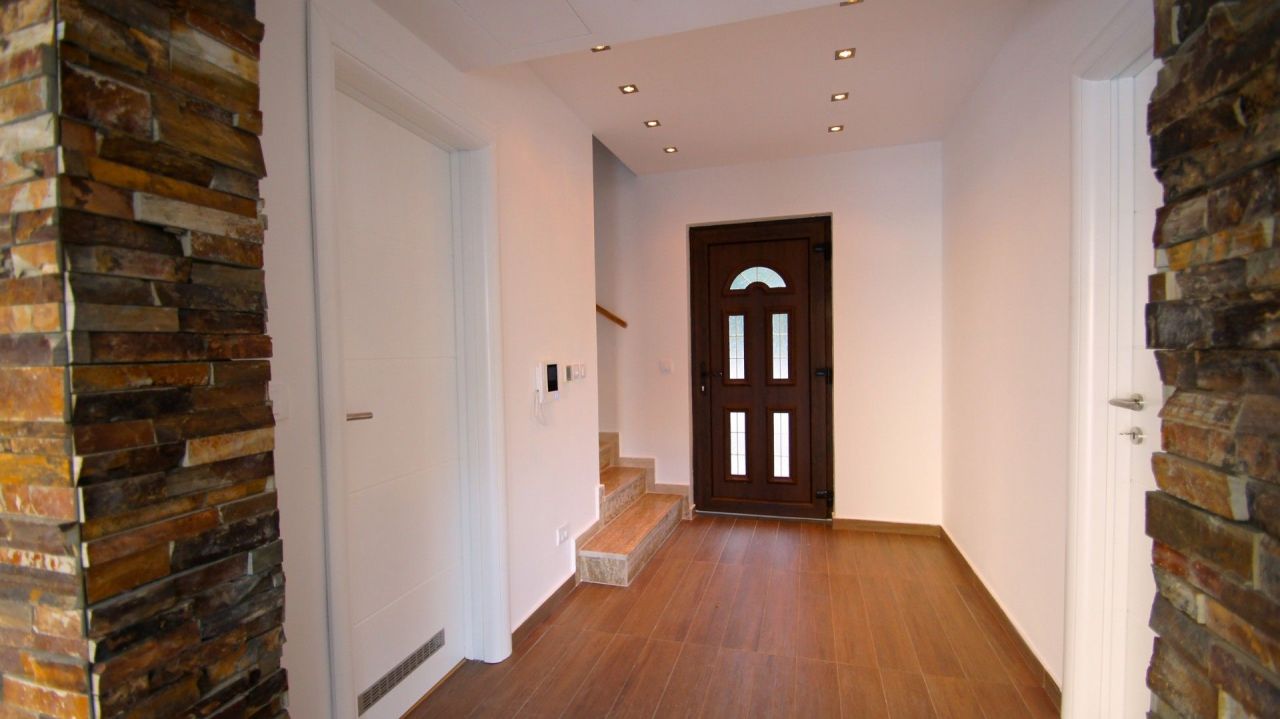 Villa en Prcanj, Montenegro, 137 m² - imagen 11