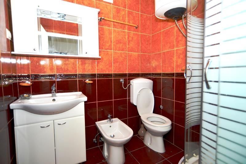 Villa in Kumbor, Montenegro, 300 m² - picture 11