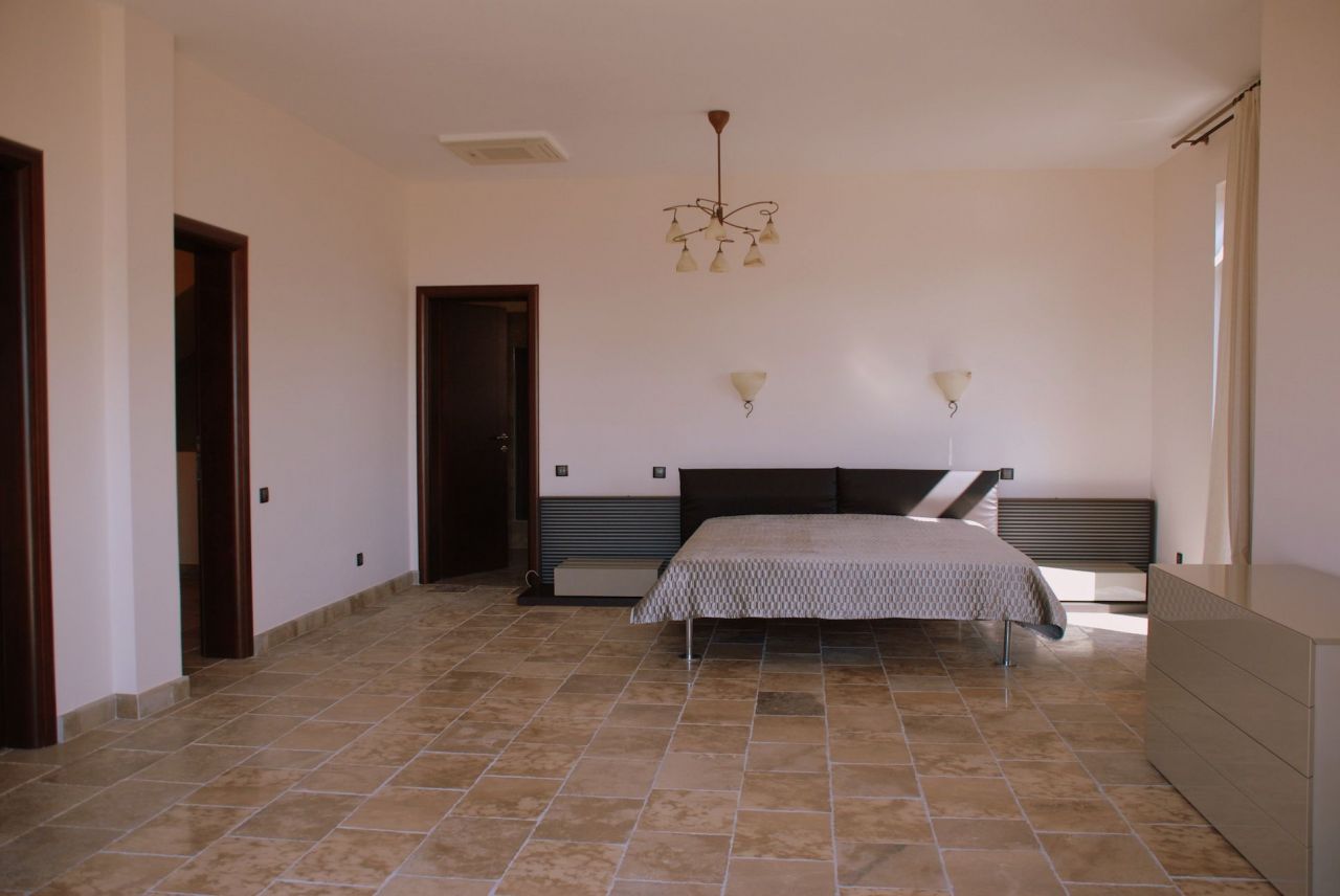 Villa à Petrovac, Monténégro, 1 048 m² - image 7