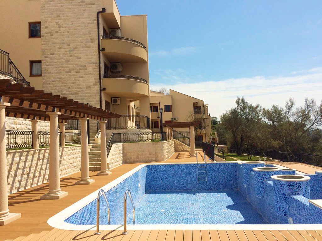 Villa en Herceg-Novi, Montenegro, 300 m² - imagen 13