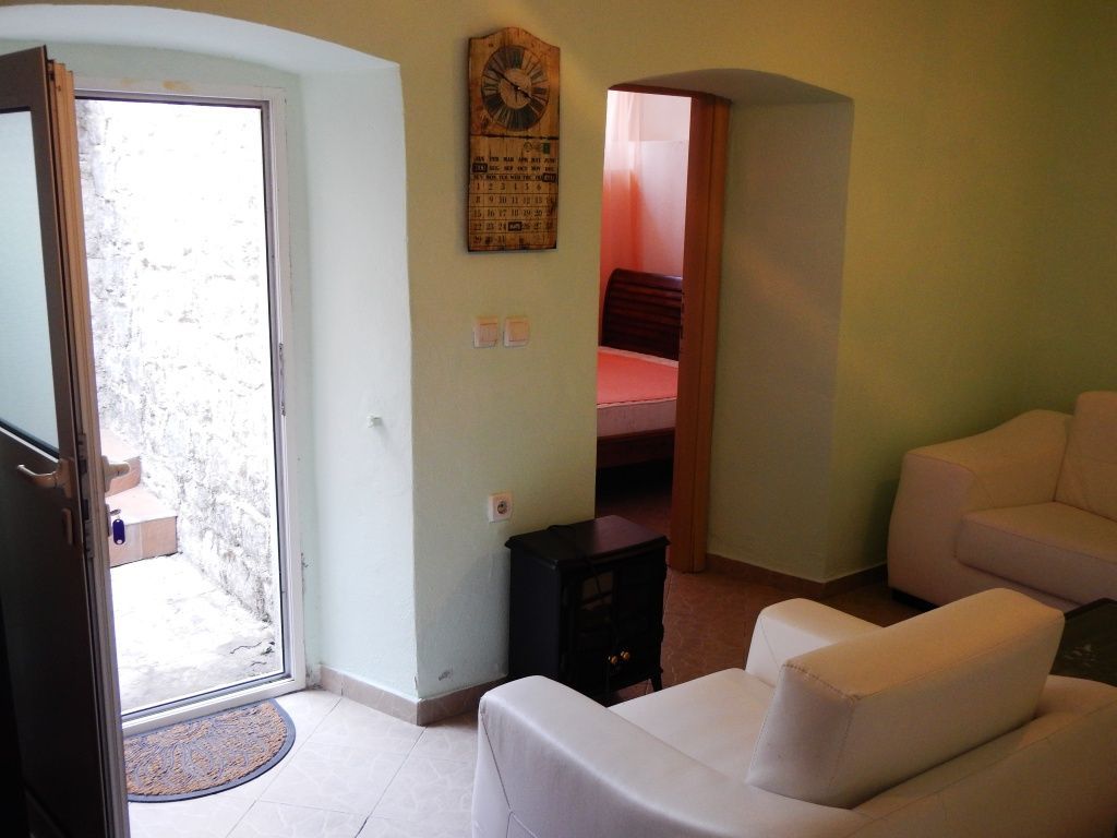 Haus in Risan, Montenegro, 183 m² - Foto 14