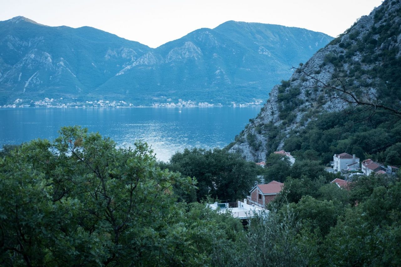 Villa in Orahovac, Montenegro, 350 m² - picture 14