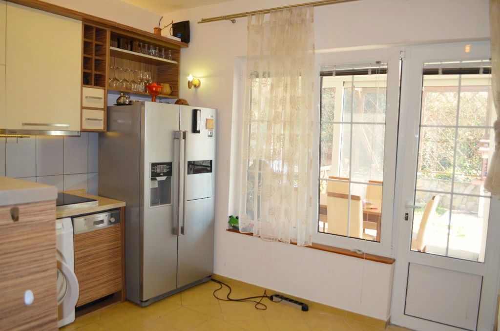 House in Bar, Montenegro, 161 m² - picture 14