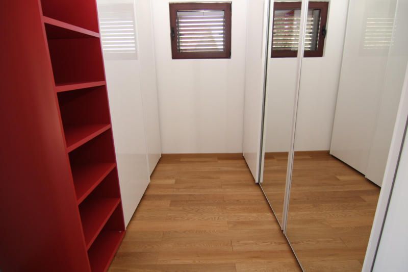 Villa in Lastva, Montenegro, 234 m² - picture 14