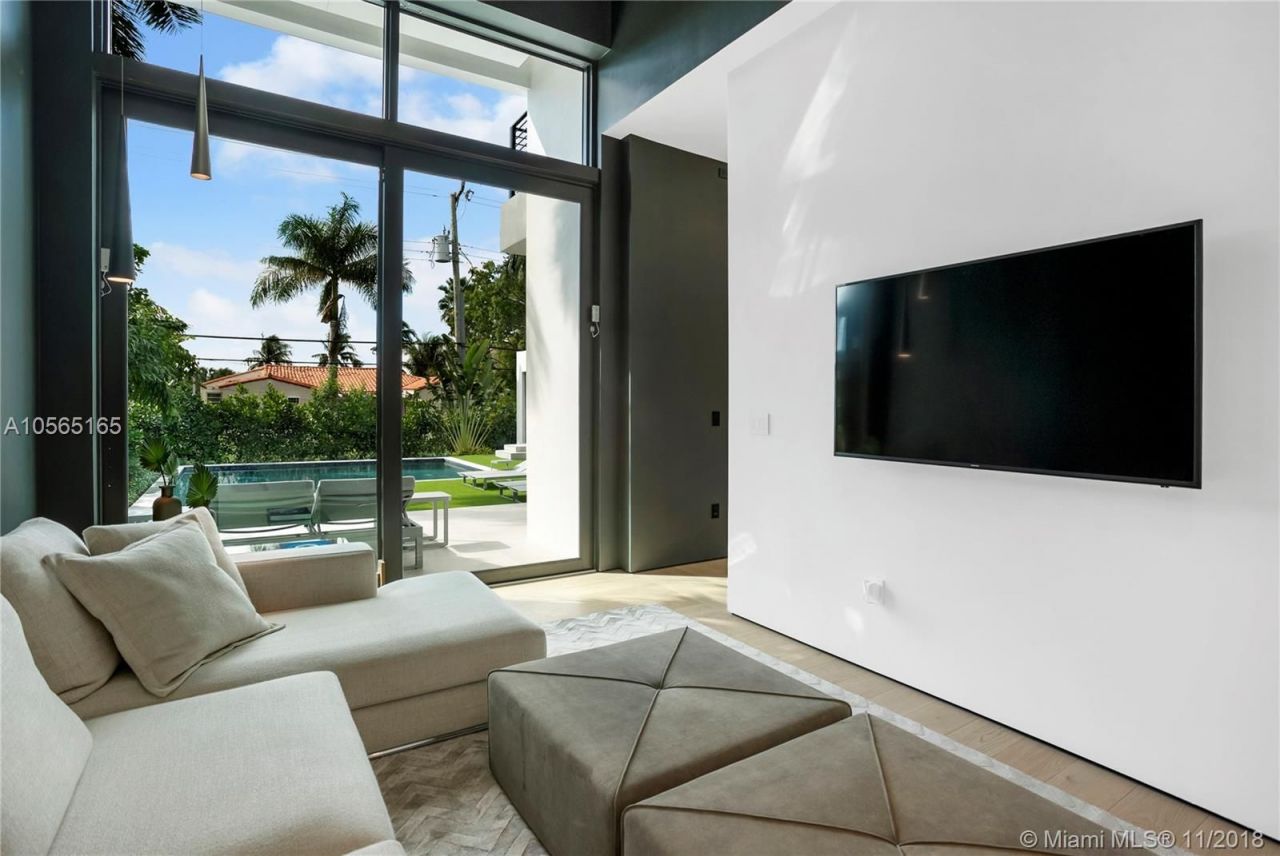 Villa in Miami, USA, 500 m² - picture 8