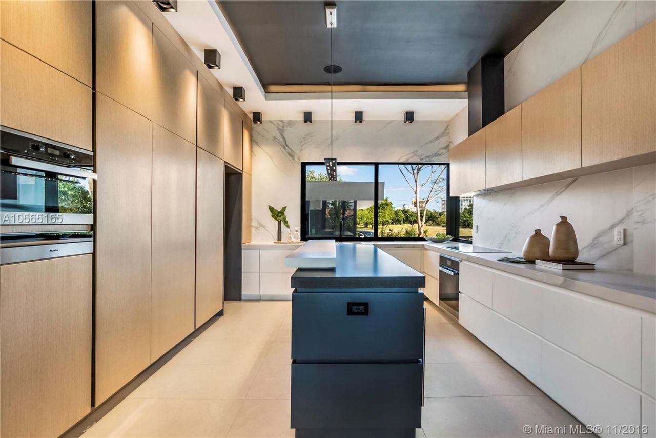 Villa in Miami, USA, 500 m² - picture 11