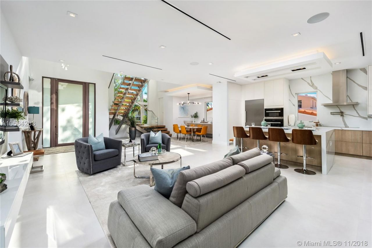 Villa en Miami, Estados Unidos, 320 m² - imagen 15