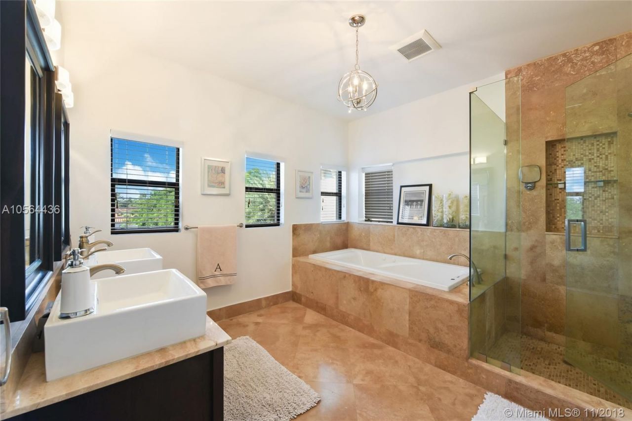 Villa a Miami, USA, 340 m² - foto 8