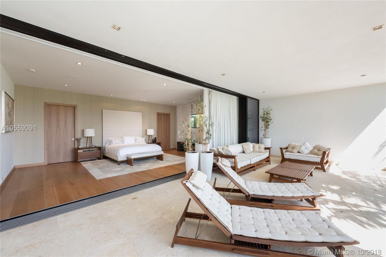 Villa à Miami, États-Unis, 650 m² - image 5