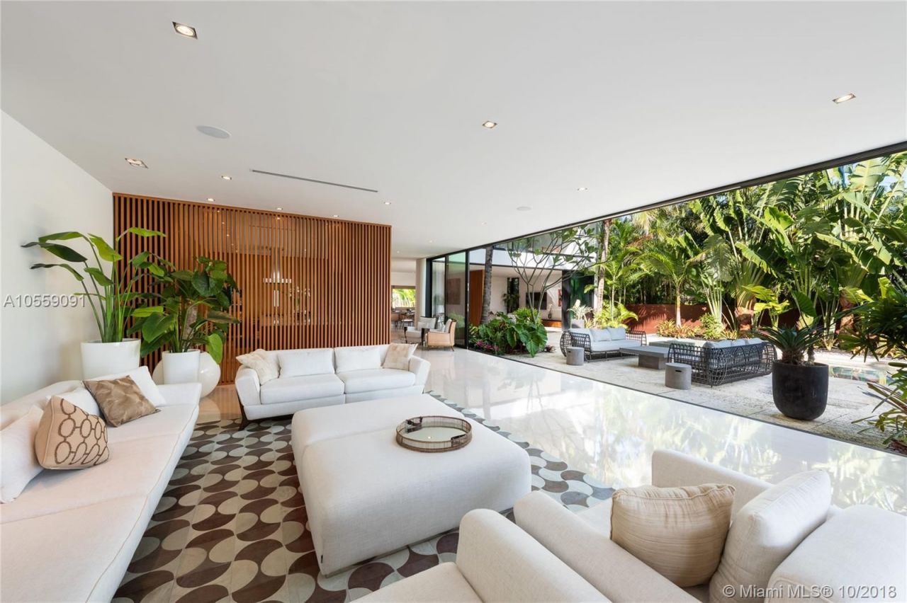 Villa à Miami, États-Unis, 650 m² - image 14