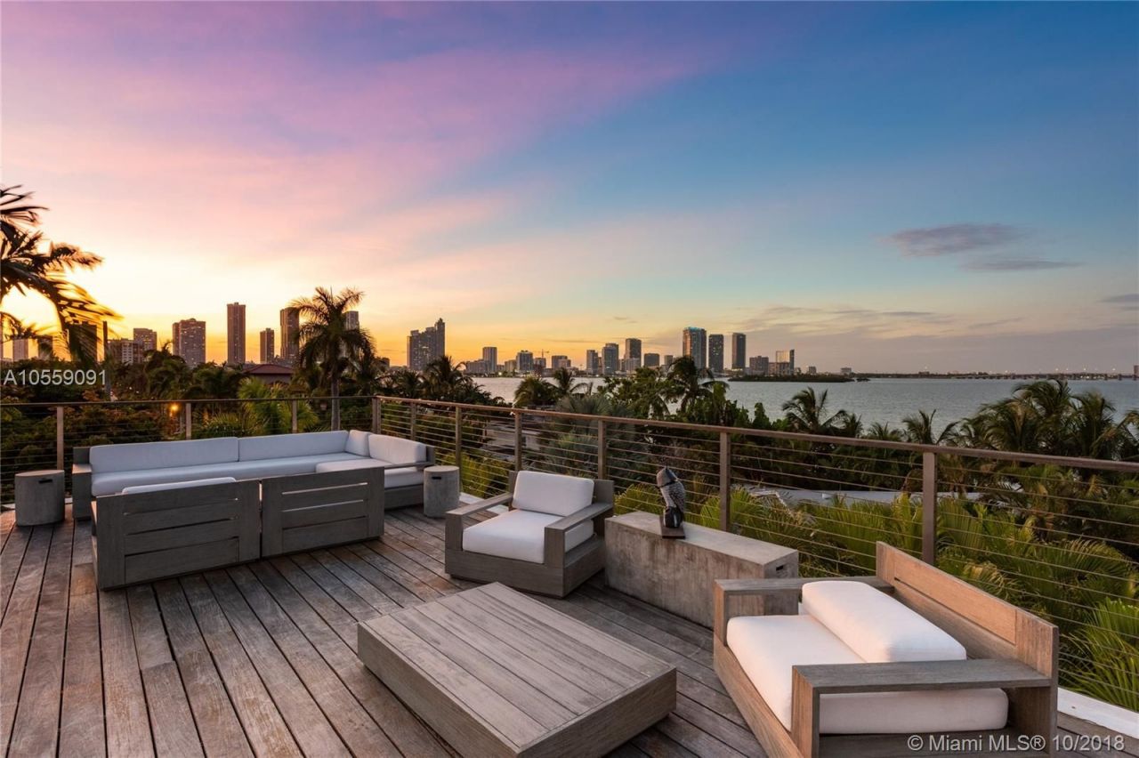 Villa à Miami, États-Unis, 650 m² - image 16