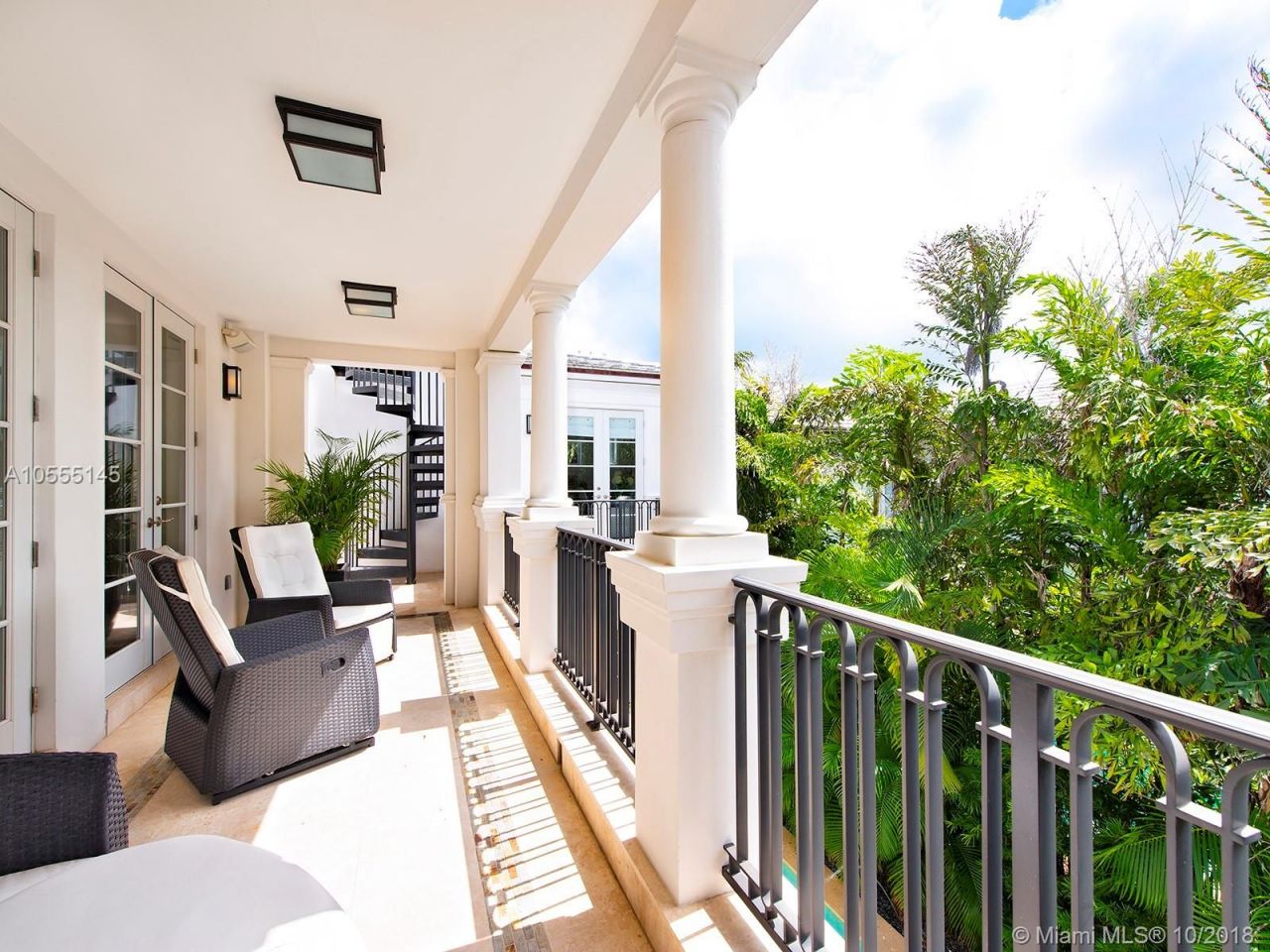 Villa en Miami, Estados Unidos, 330 m² - imagen 7