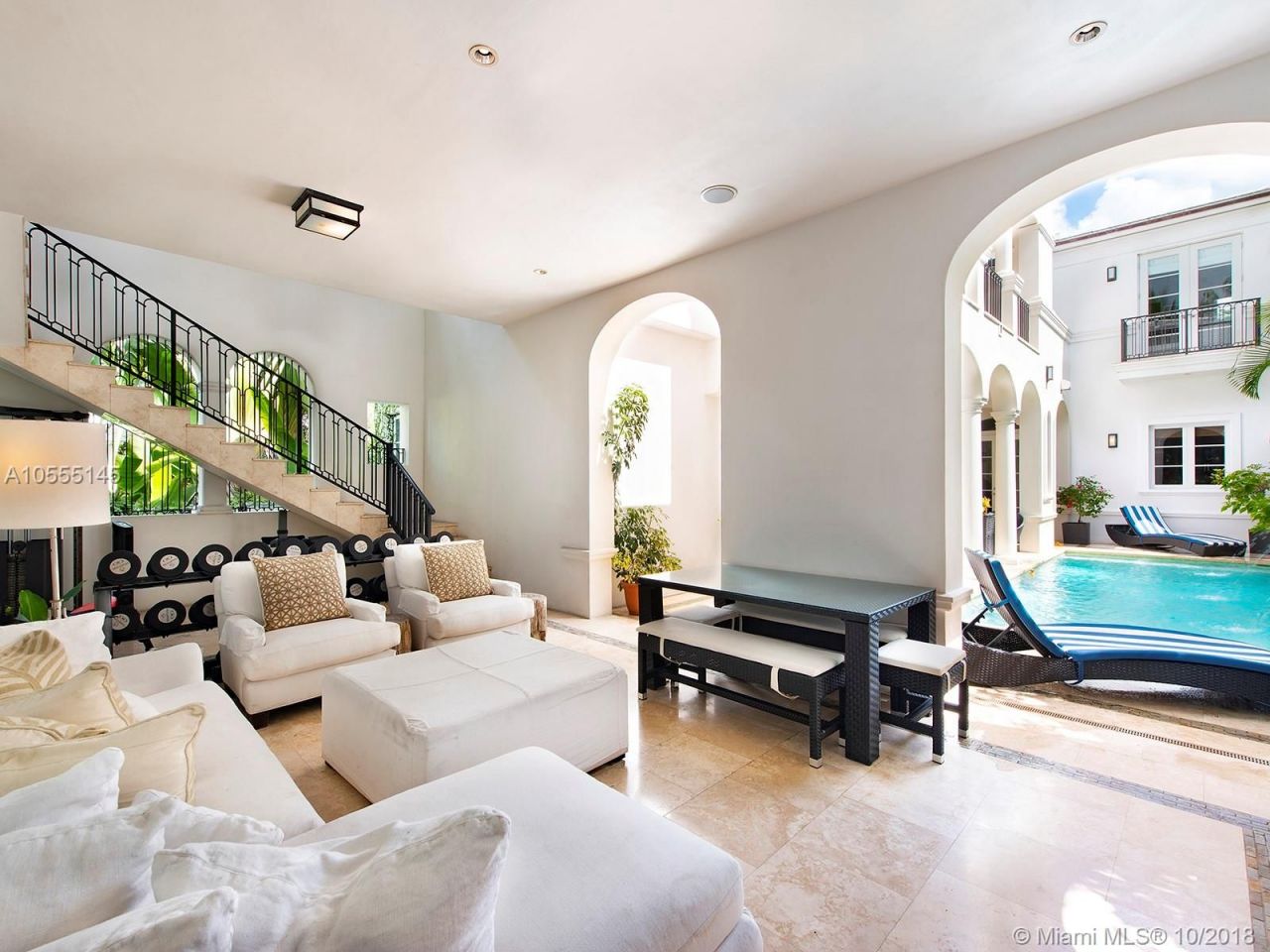 Villa en Miami, Estados Unidos, 330 m² - imagen 14