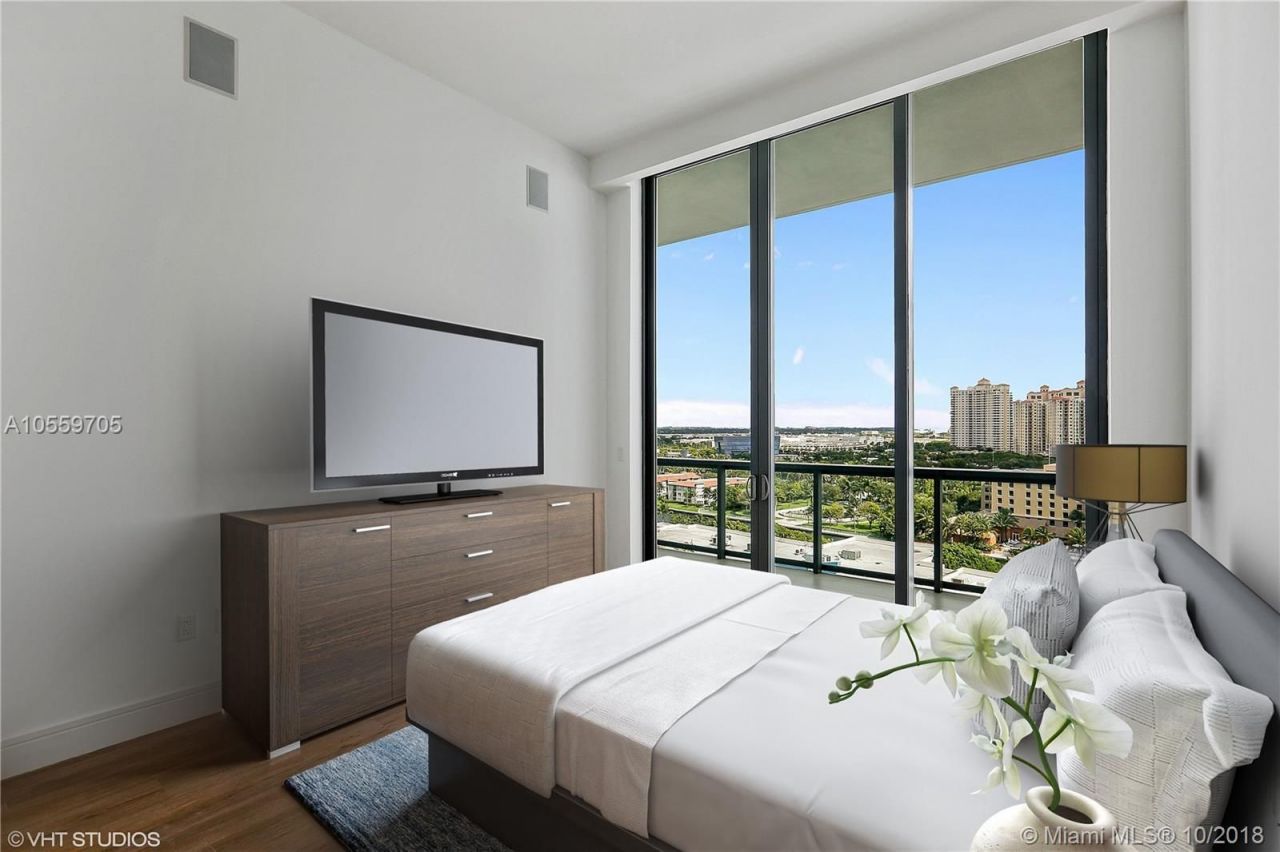 Ático en Miami, Estados Unidos, 270 m² - imagen 11