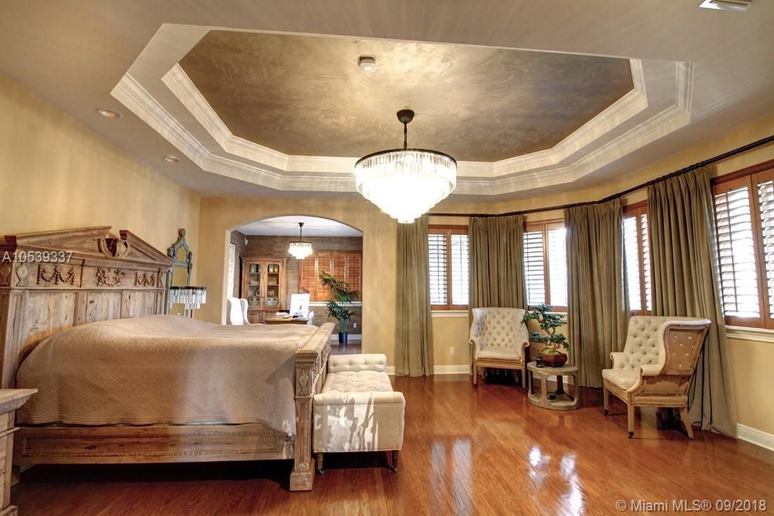 Villa à Miami, États-Unis, 550 m² - image 10