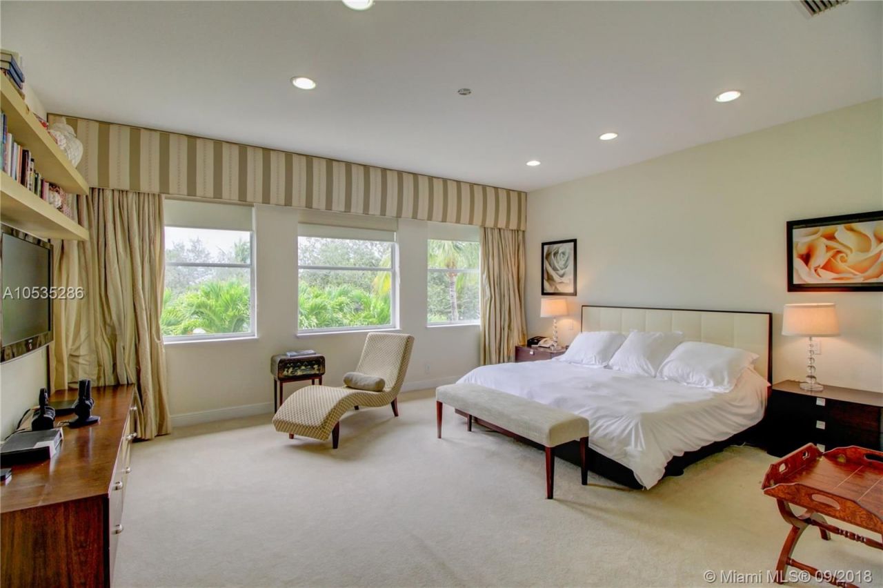 Villa en Miami, Estados Unidos, 430 m² - imagen 16