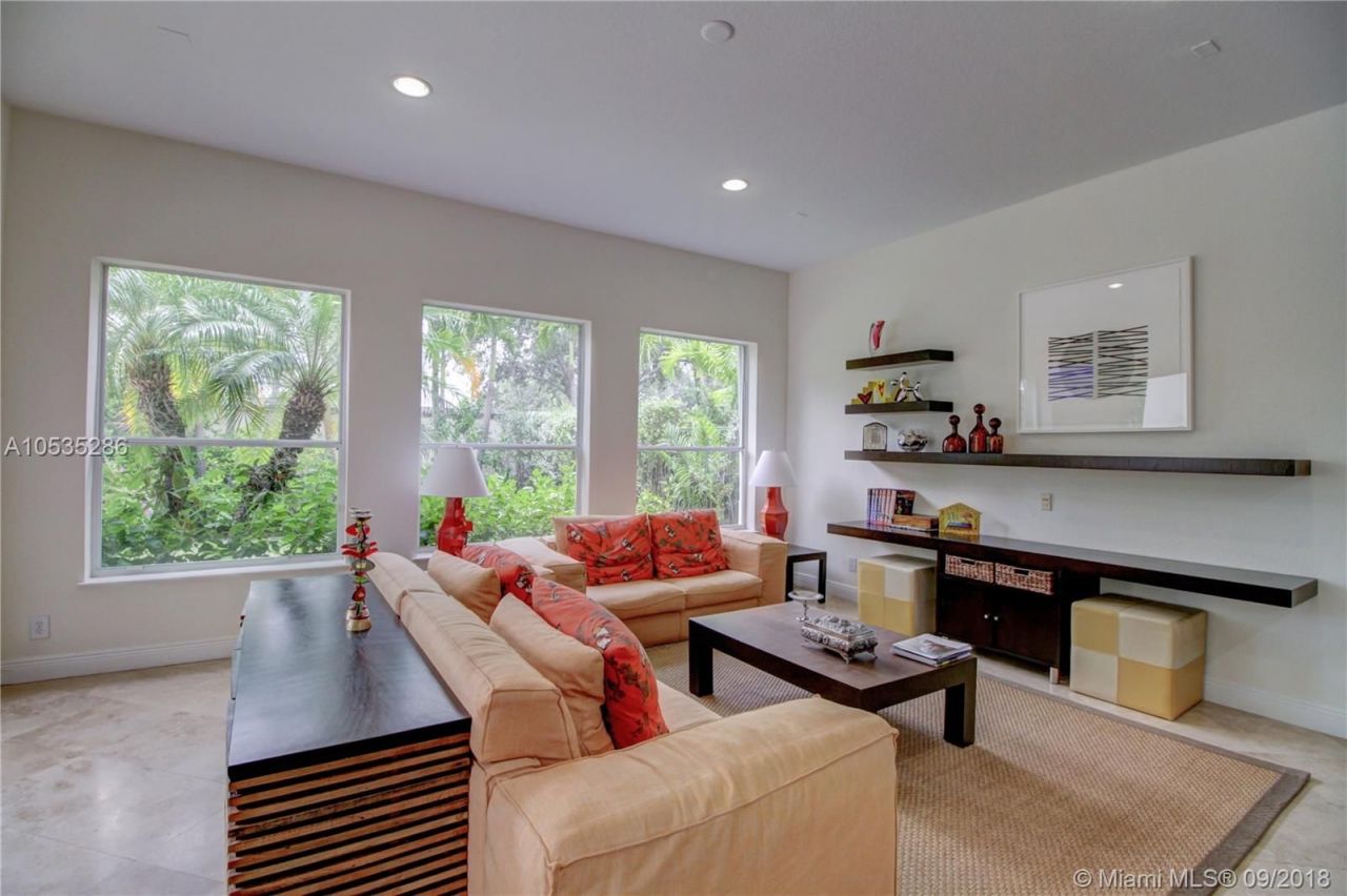 Villa en Miami, Estados Unidos, 430 m² - imagen 9