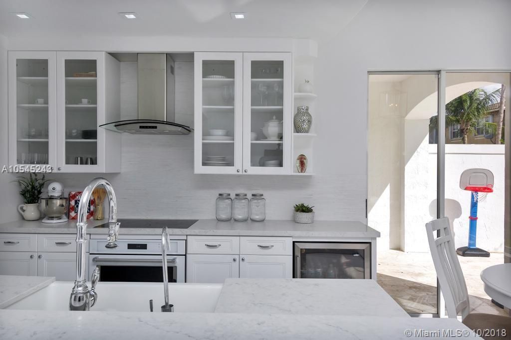 Villa in Miami, USA, 290 m² - picture 8