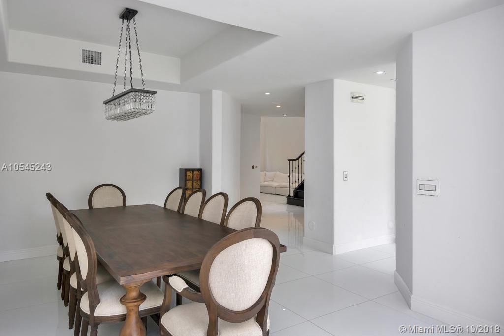 Villa in Miami, USA, 290 m² - picture 7