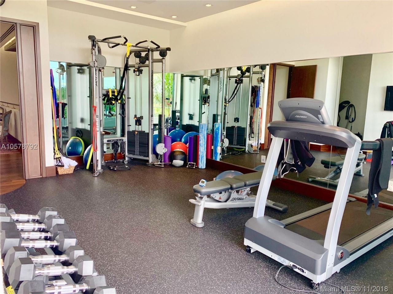 Villa à Miami, États-Unis, 520 m² - image 10