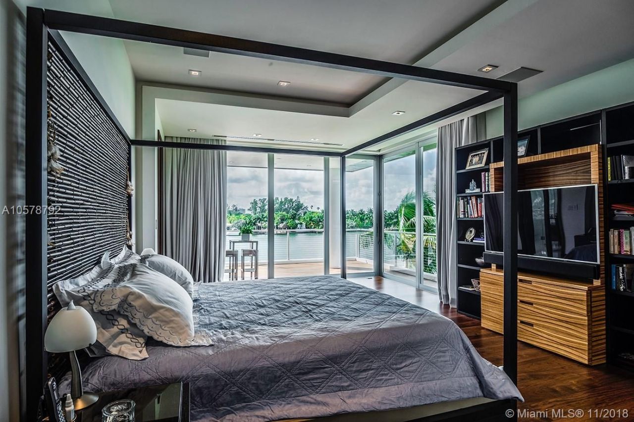 Villa à Miami, États-Unis, 520 m² - image 11