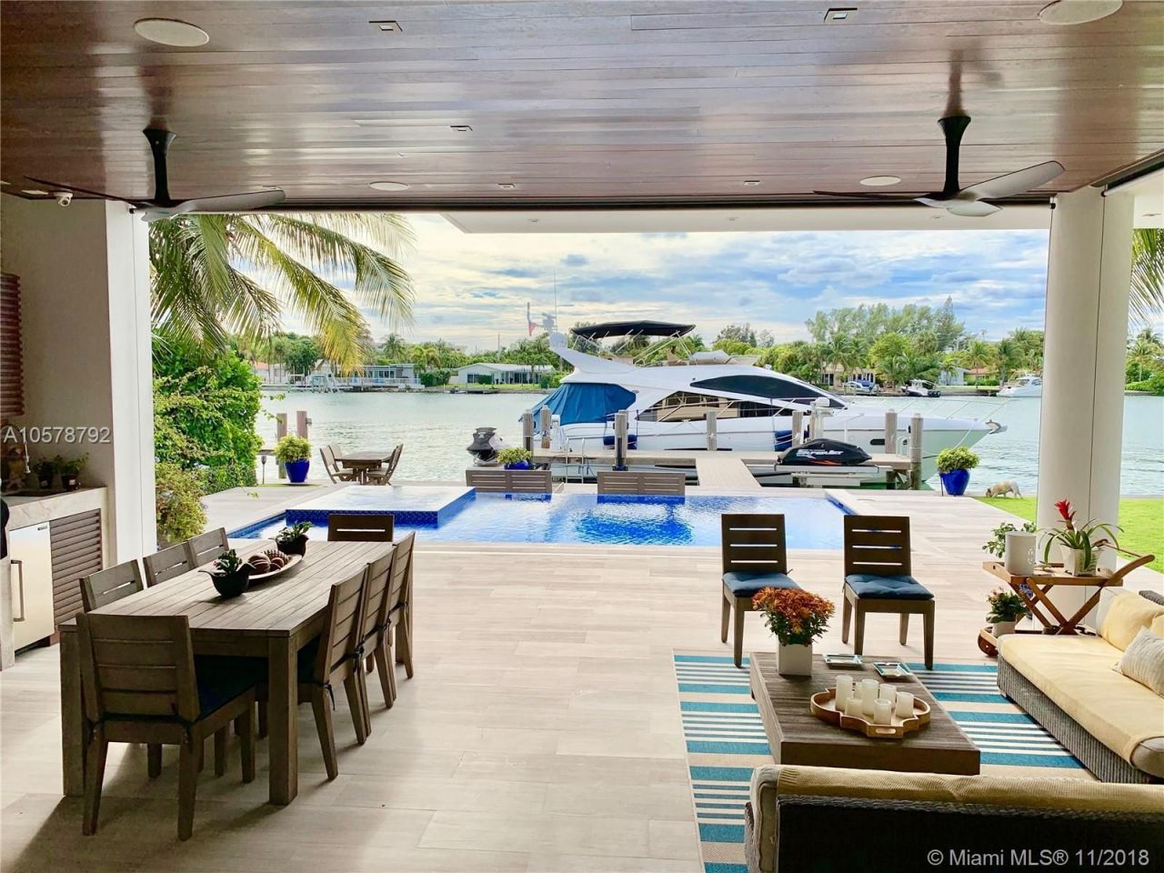 Villa à Miami, États-Unis, 520 m² - image 5